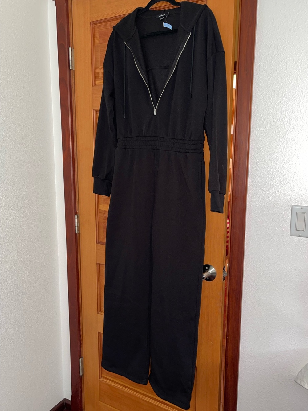 Ambiance Apparel Black Hooded Zip-Front Jumpsuit - NWT - Large